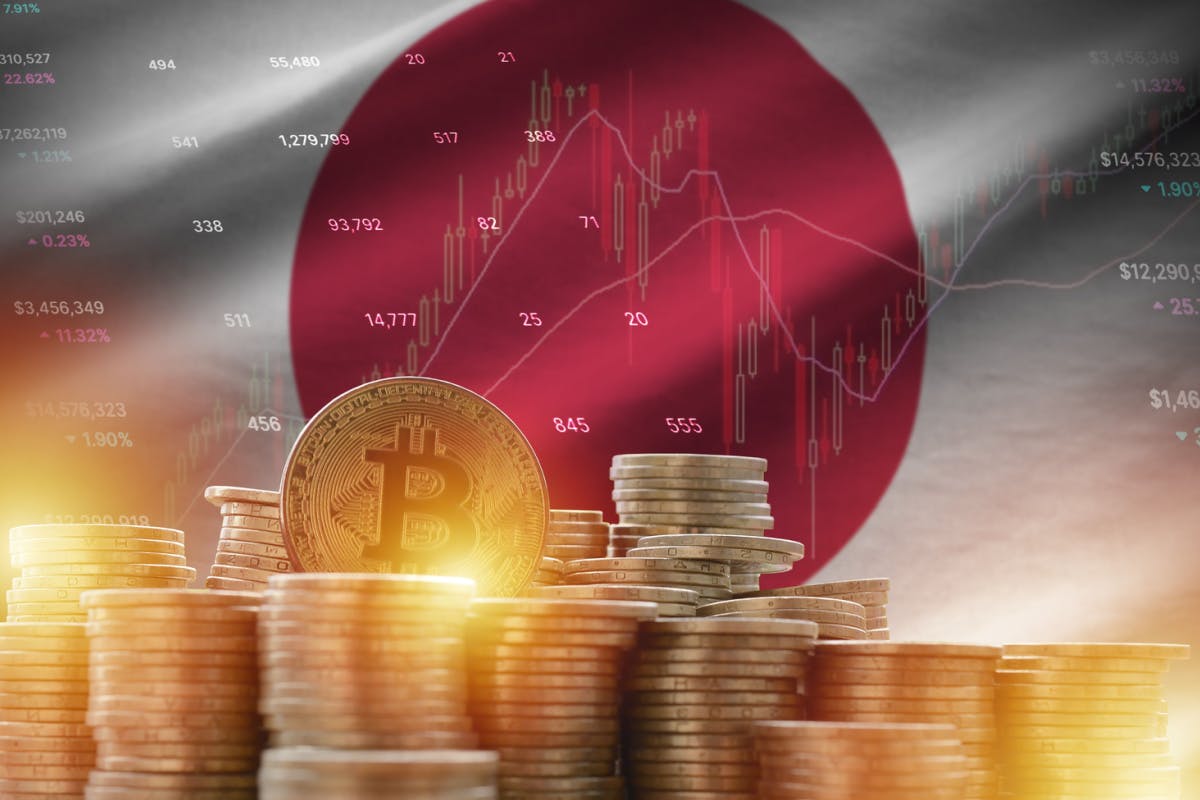 日本の国旗とビットコインと税金