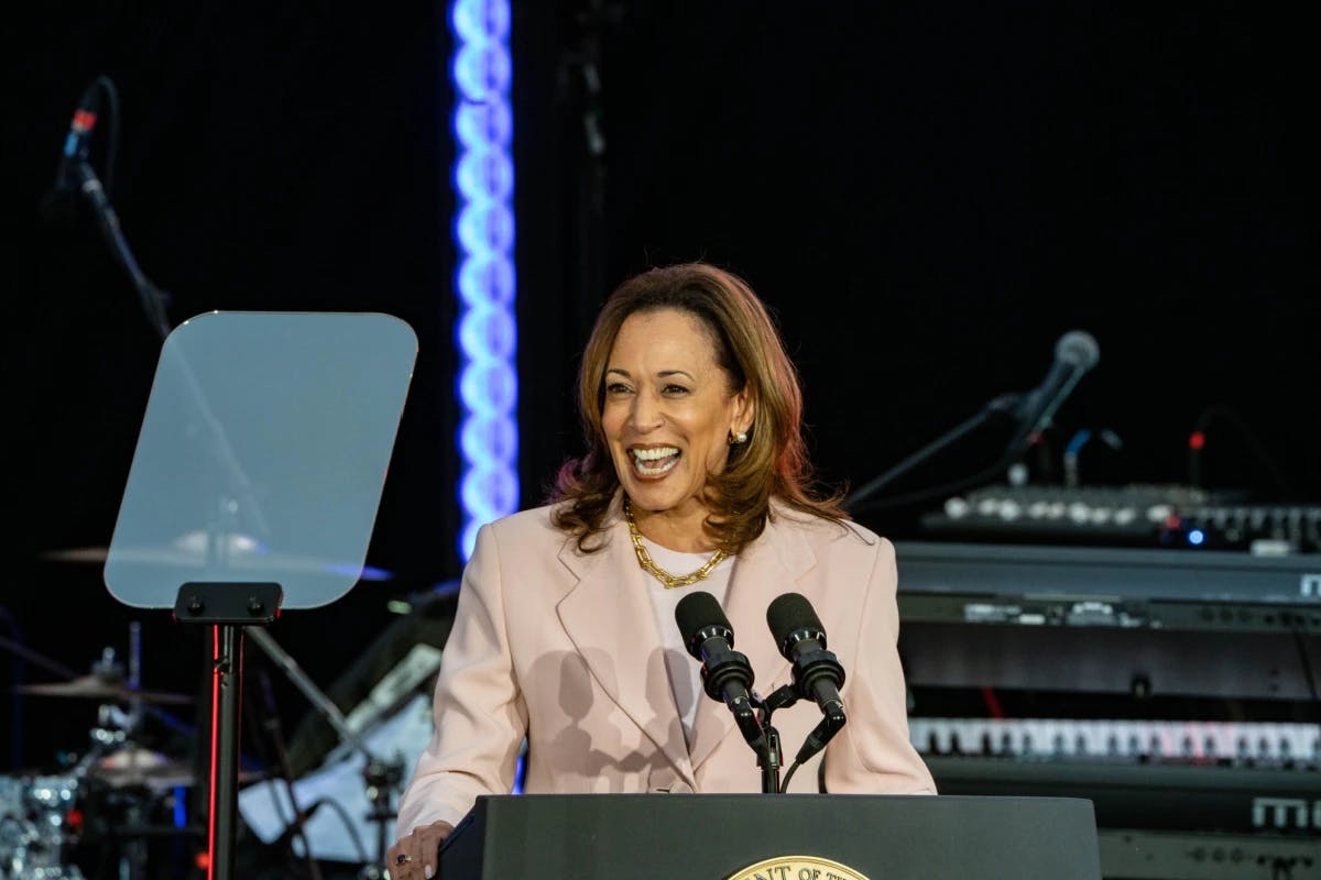 [NEWS] Vice President Harris says she will promote crypto assets and AI