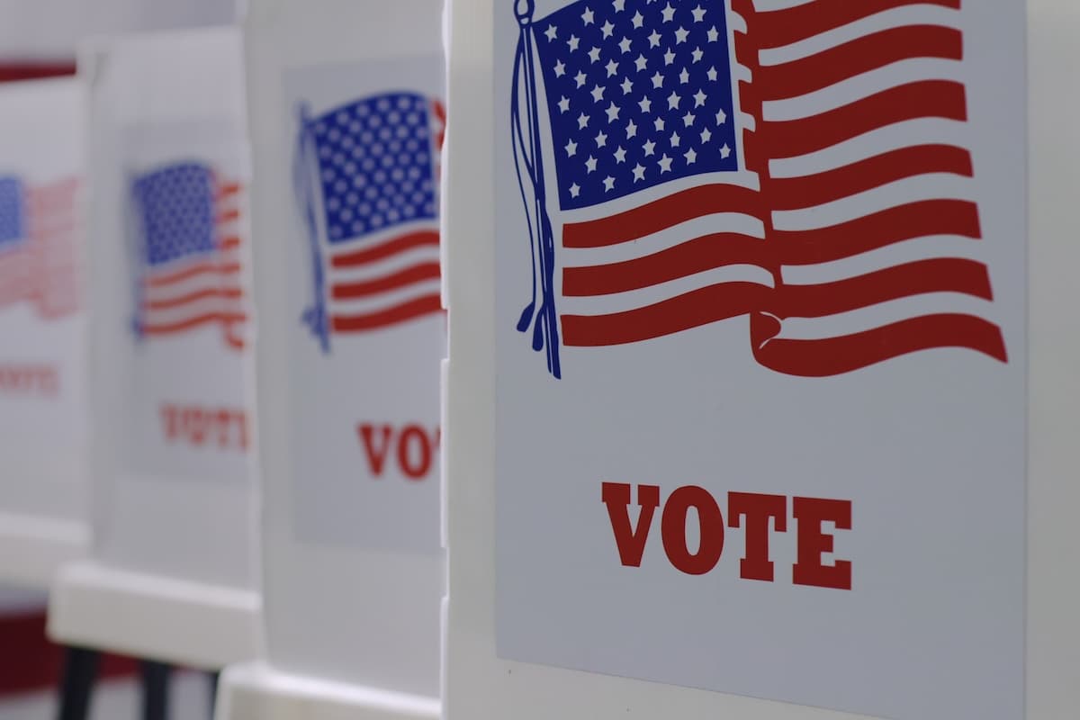 リップル共同創設者、米中間選挙向けに約36億円寄付|仮想通貨団体に反発